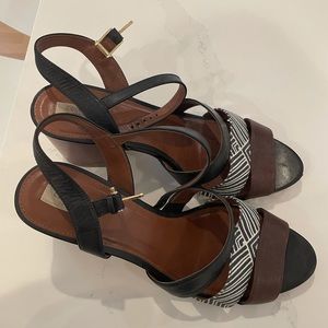 Cole Haan Women shoes size 9.5